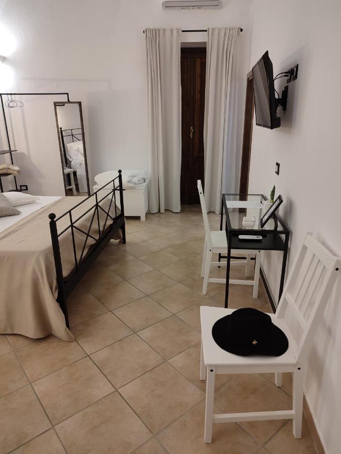 L'Oliva Contesa - La Bianca Hotel Gaeta Buitenkant foto